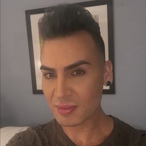 Meet your Posher, Gustavo